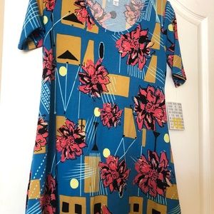 LuLaRoe Perfect Tee